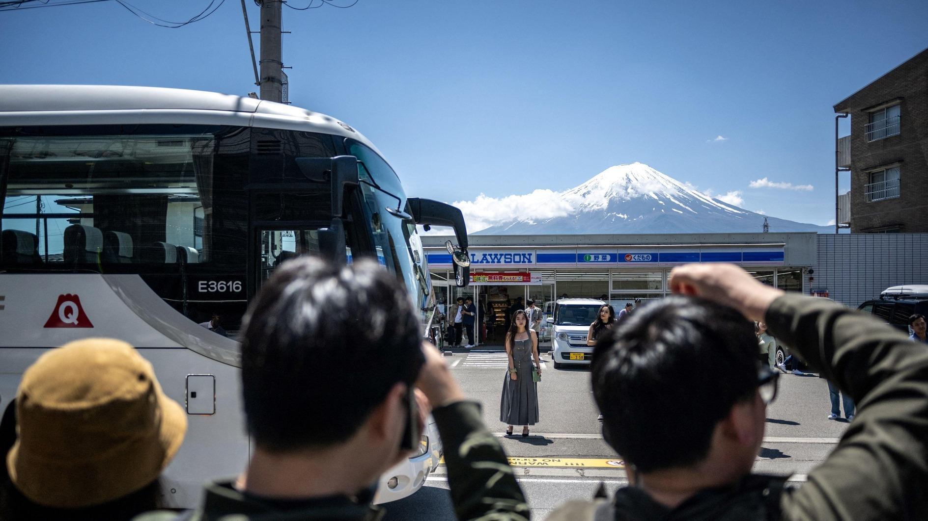 日本的富士山屏障推迟了