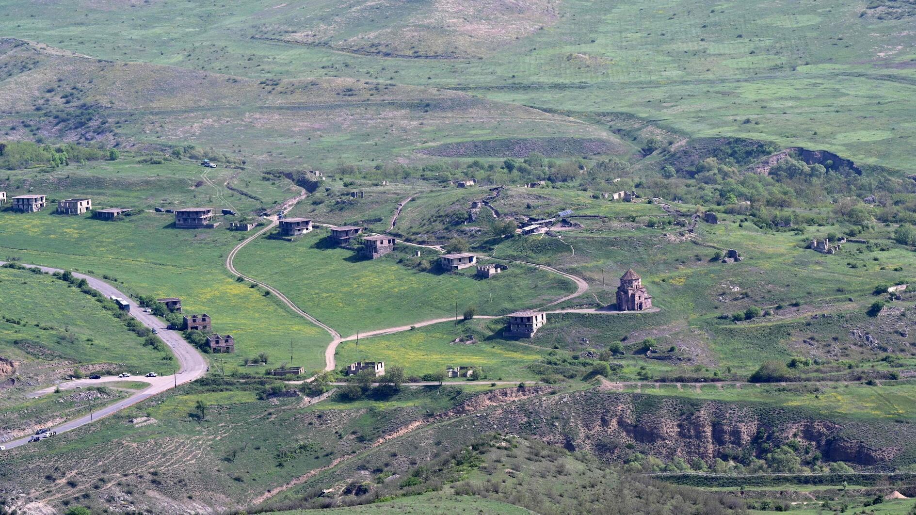 俄罗斯同意从亚美尼亚撤出部分军队和边境警卫