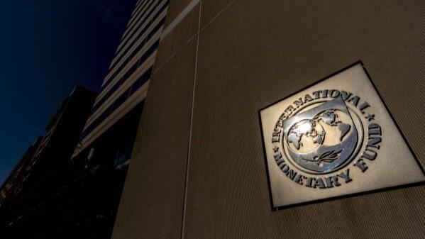 国际货币基金组织批准阿根廷支付8亿美元的草案