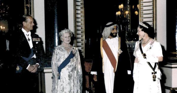 时间框架：谢赫·扎耶德在1989年对英国进行国事访问期间如何支持巴勒斯坦人