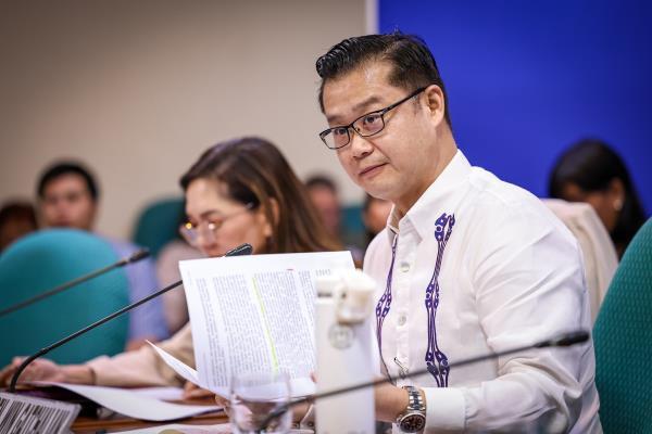 参议院通过决议以透明方式加强预算程序  第1张
