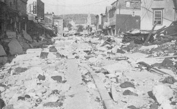 一周内遭遇两场飓风 1955年8月新英格兰地区陷入瘫痪 艾琳飓风或将重演历史  第1张