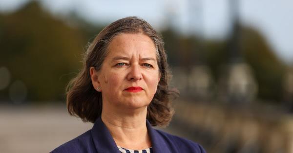 英首相斯塔默对北爱尔兰事务部大换血，新内阁重组引爆政坛！