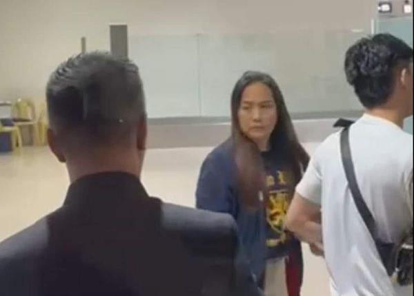 【重磅回归】前菲国警高官罗伊娜·加玛突返菲律宾！政坛再起波澜引全网热议